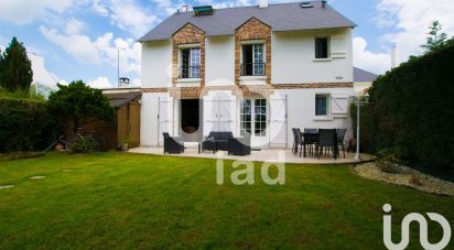 Maison 7 pièces de 137 m² à Ozoir-la-Ferrière (77330)