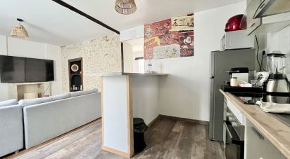 Immeuble de 86 m² à Poitiers (86000)