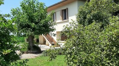 Maison traditionnelle 5 pièces de 95 m² à Saint-Antoine-de-Breuilh (24230)