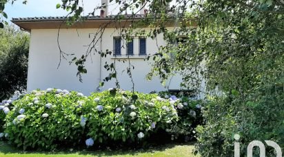 Maison traditionnelle 5 pièces de 95 m² à Saint-Antoine-de-Breuilh (24230)