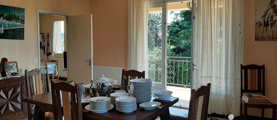 Traditional house 5 rooms of 95 m² in Saint-Antoine-de-Breuilh (24230)