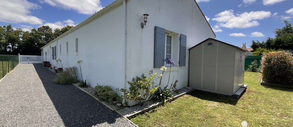 Maison traditionnelle 6 pièces de 145 m² à Saint-Georges-d'Oléron (17190)