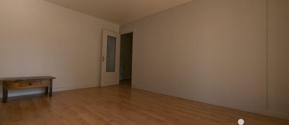 Apartment 2 rooms of 53 m² in Grenoble (38100)