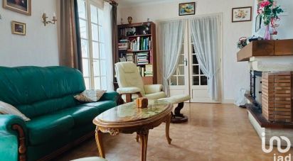 House 5 rooms of 130 m² in Aigrefeuille-d'Aunis (17290)