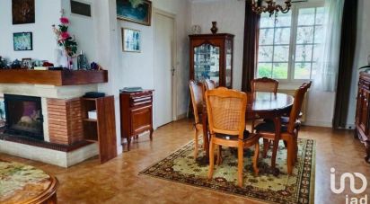 House 5 rooms of 130 m² in Aigrefeuille-d'Aunis (17290)