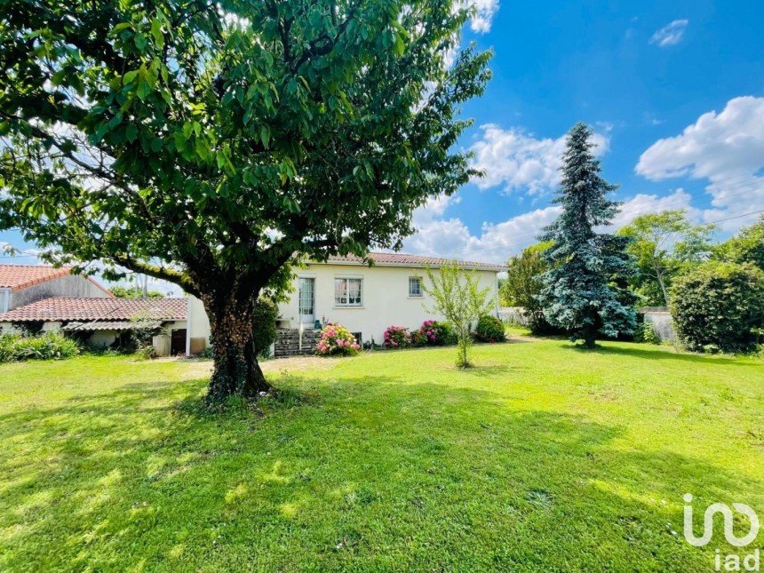 Maison 5 pièces de 130 m² à Aigrefeuille-d'Aunis (17290)