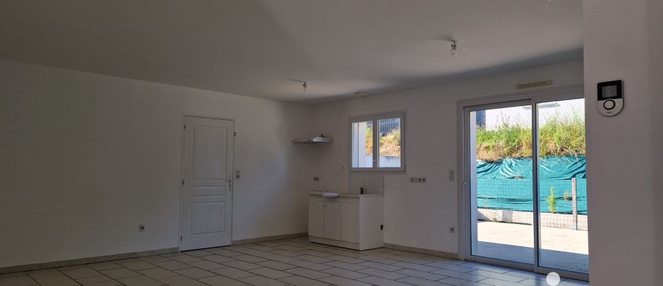 Maison traditionnelle 4 pièces de 94 m² à Maché (85190)