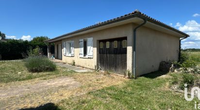 Maison 5 pièces de 88 m² à Saint-Louis-de-Montferrand (33440)