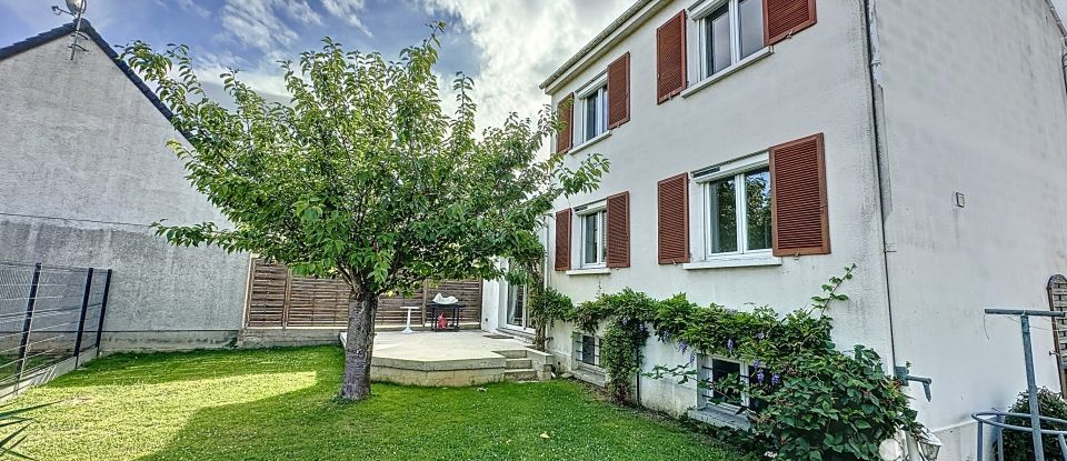 Maison 6 pièces de 127 m² à Linas (91310)