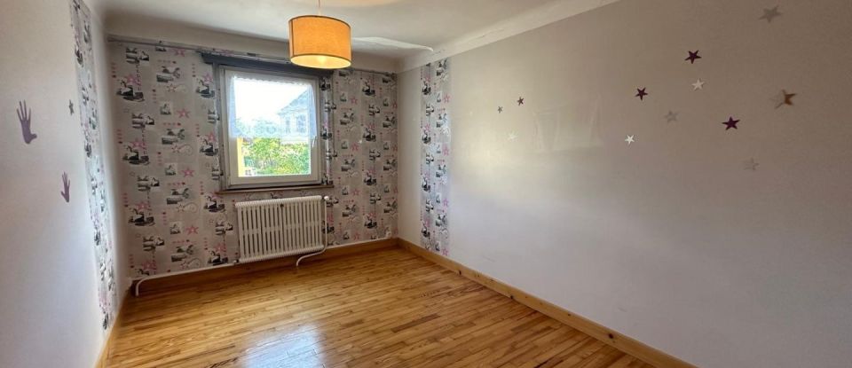 Maison 7 pièces de 197 m² à Ungersheim (68190)