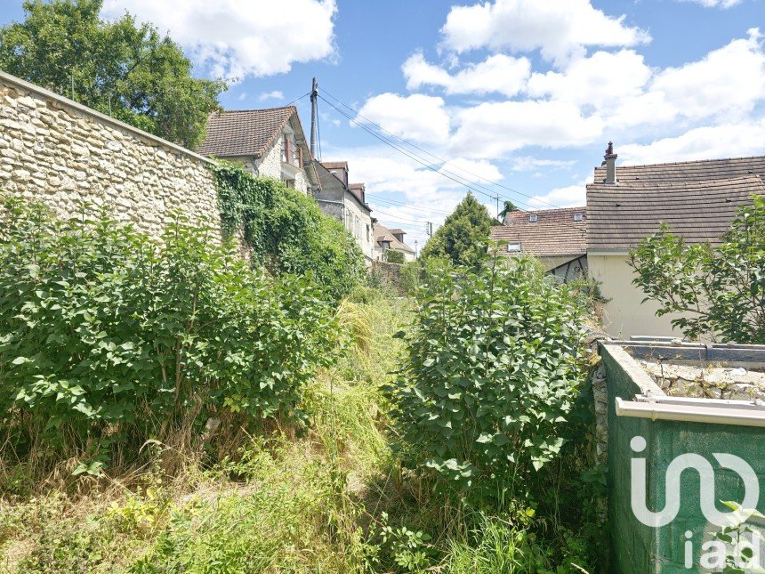 Terrain de 405 m² à Guernes (78520)