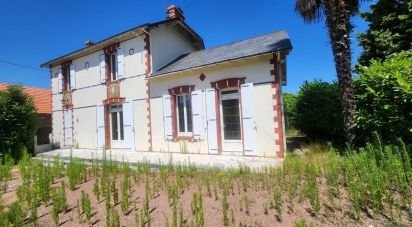 Village house 5 rooms of 89 m² in LORETZ D'ARGENTON (79290)