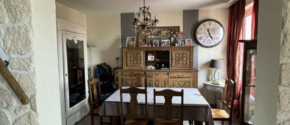 House 5 rooms of 120 m² in Châtellerault (86100)