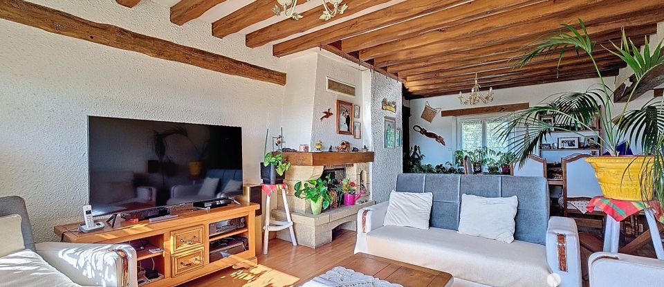 House 13 rooms of 287 m² in Aillant-sur-Milleron (45230)