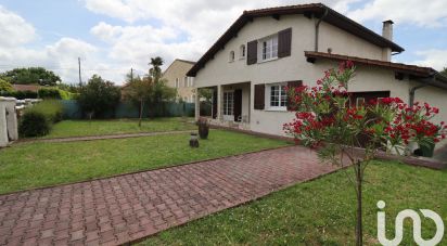 Traditional house 5 rooms of 98 m² in Lormont (33310)