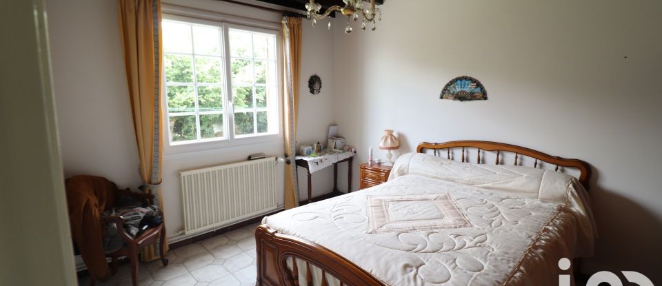 Traditional house 5 rooms of 98 m² in Lormont (33310)