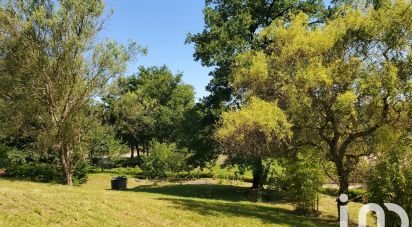 Land of 3,804 m² in Lacapelle-Marival (46120)