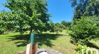 Land of 3,804 m² in Lacapelle-Marival (46120)