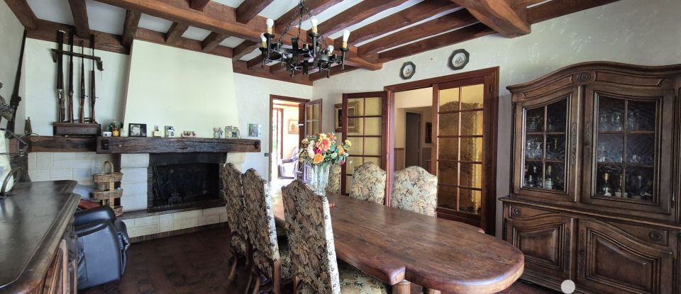 Traditional house 6 rooms of 200 m² in Courpalay (77540)