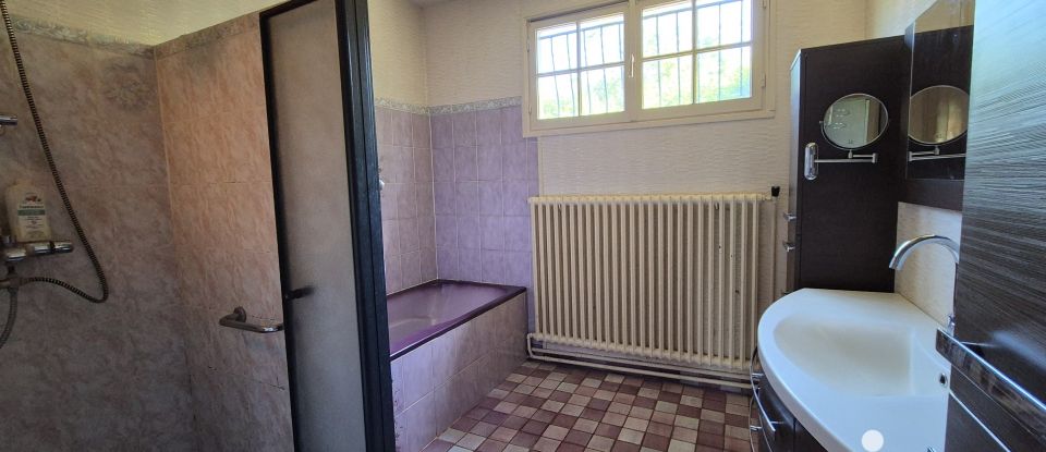 Maison traditionnelle 6 pièces de 200 m² à Courpalay (77540)