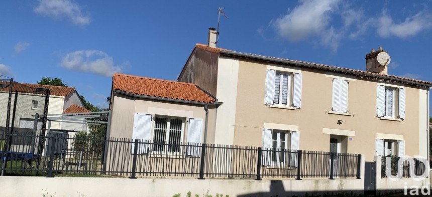 Maison 5 pièces de 142 m² à La Copechagnière (85260)