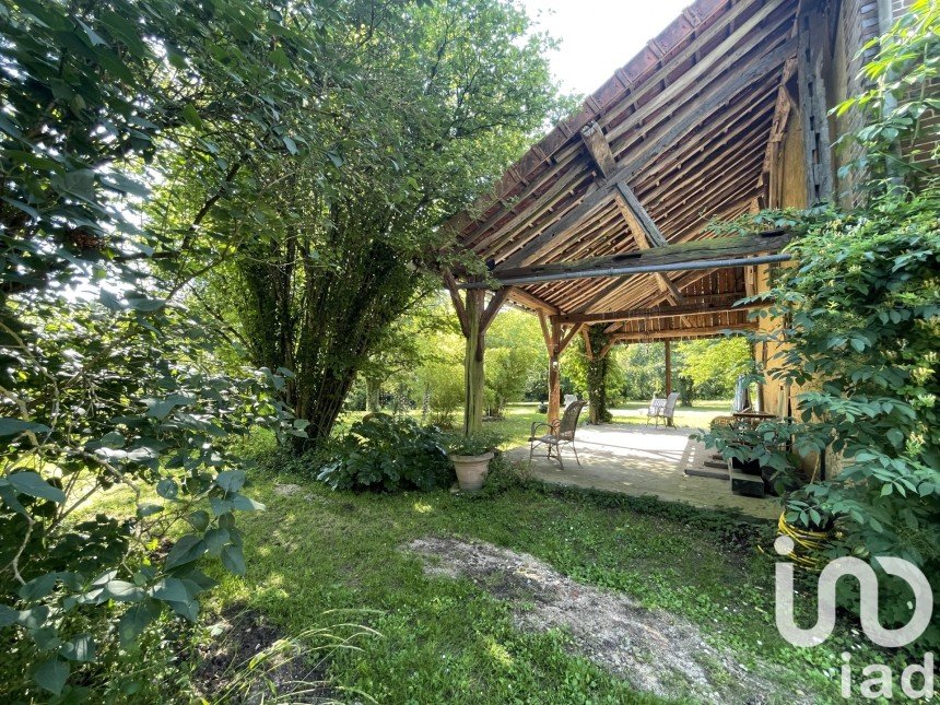 Maison de campagne 7 pièces de 238 m² à Sépeaux-Saint Romain (89116)