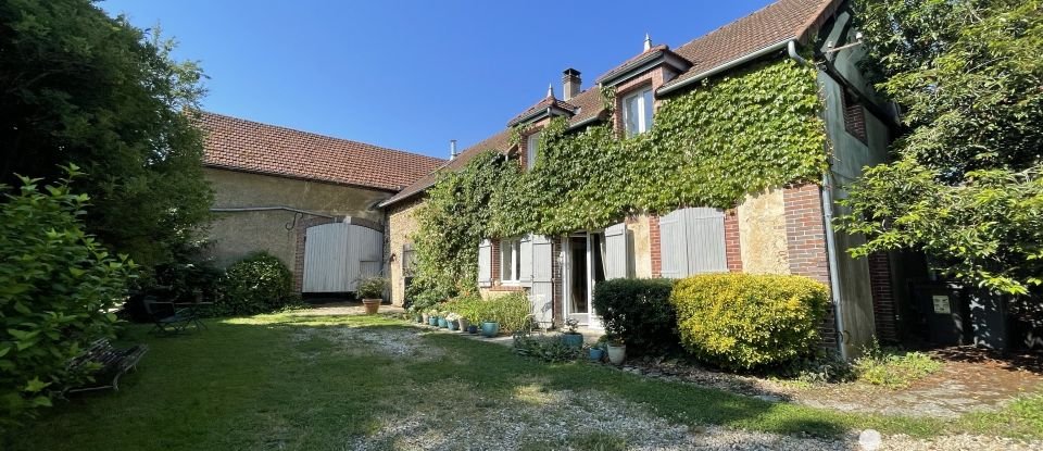 Maison de campagne 7 pièces de 238 m² à Sépeaux-Saint Romain (89116)