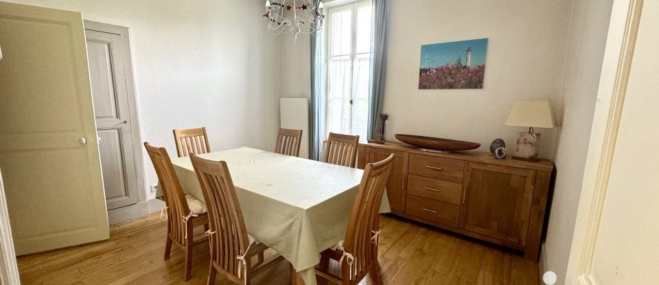 Maison de ville 5 pièces de 90 m² à La Charité-sur-Loire (58400)