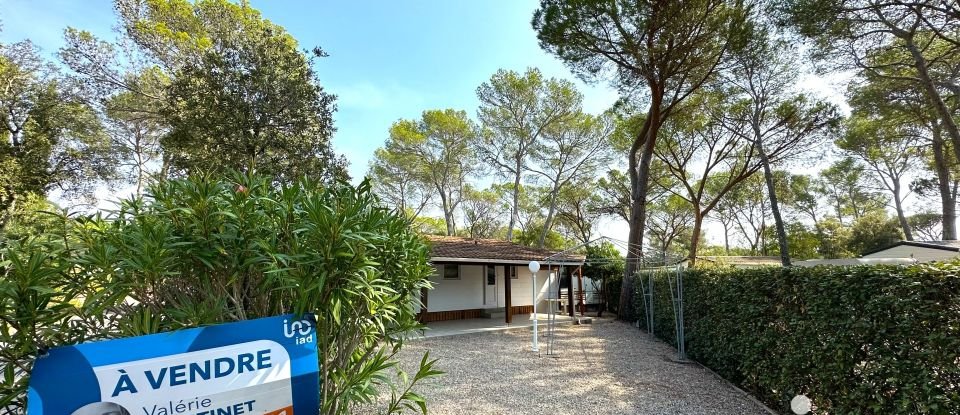 Leisure facility of 220 m² in Fréjus (83600)