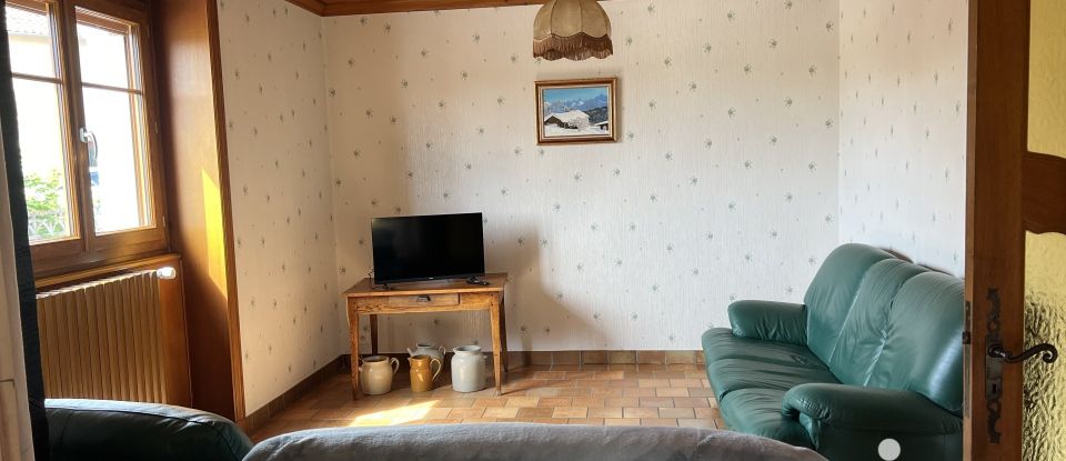 House 6 rooms of 170 m² in Le Bouchaud (03130)