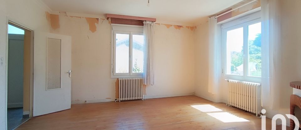 Maison 5 pièces de 105 m² à Fontenay-le-Comte (85200)