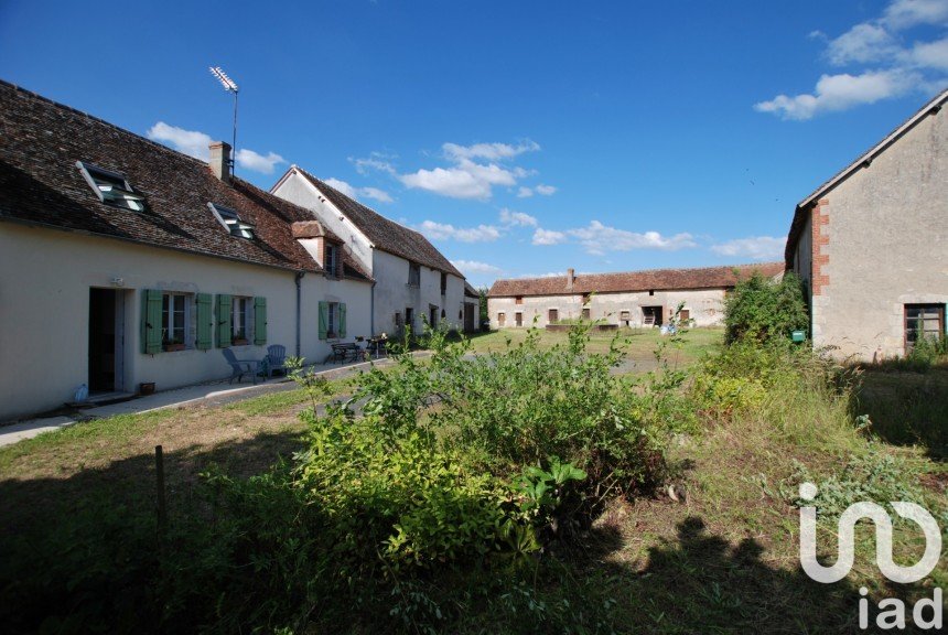 Longere 6 rooms of 115 m² in Ouzouer-sur-Trézée (45250)