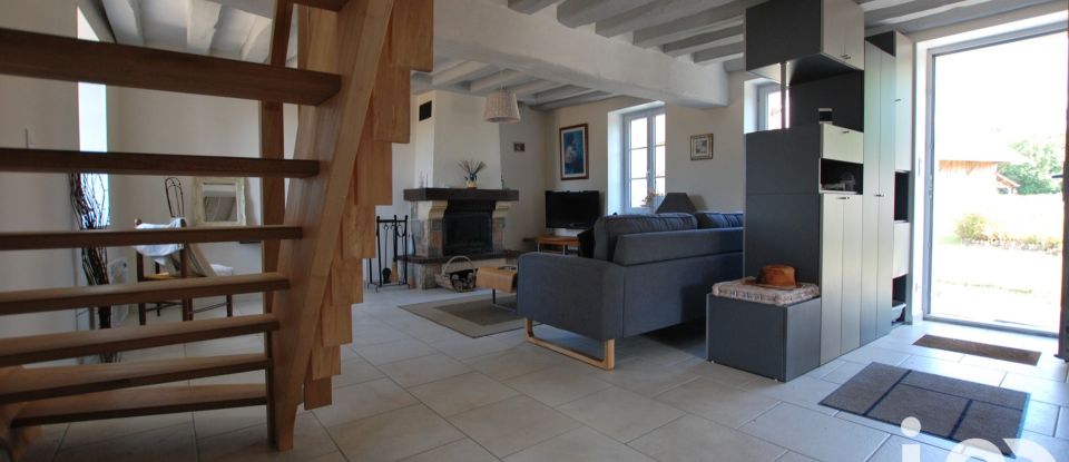 Longere 6 rooms of 115 m² in Ouzouer-sur-Trézée (45250)