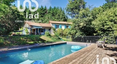 Maison 6 pièces de 145 m² à Véranne (42520)