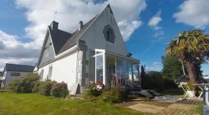 Maison traditionnelle 9 pièces de 145 m² à Quimperlé (29300)