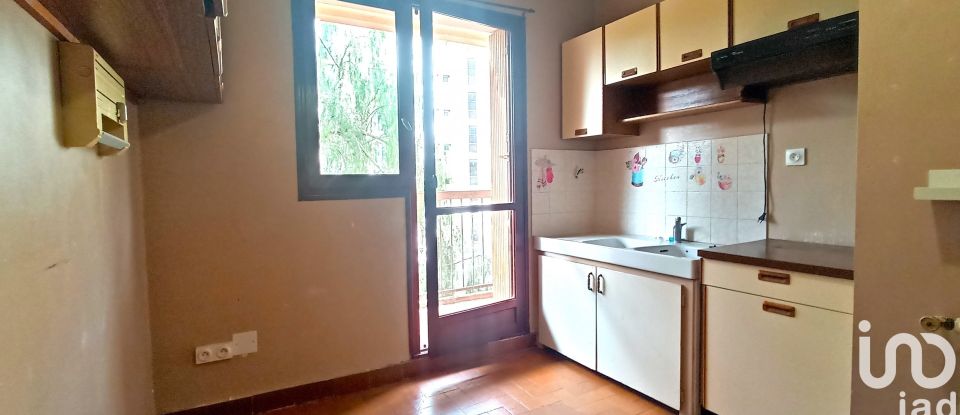 Apartment 2 rooms of 49 m² in Toulon (83200)