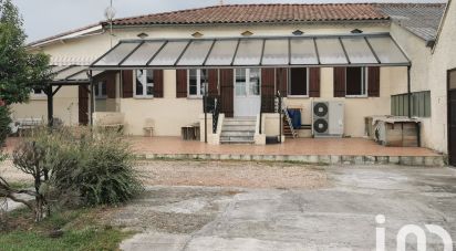 Maison 6 pièces de 215 m² à Val-de-Livenne (33860)