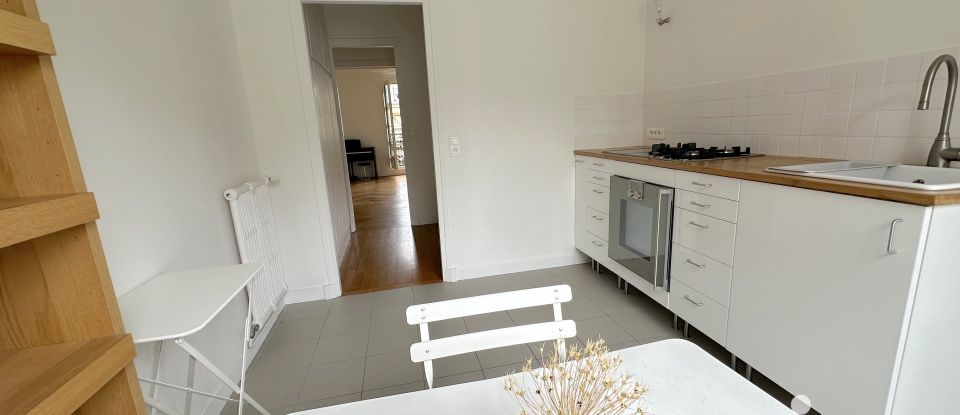 Apartment 5 rooms of 110 m² in Paris (75019)