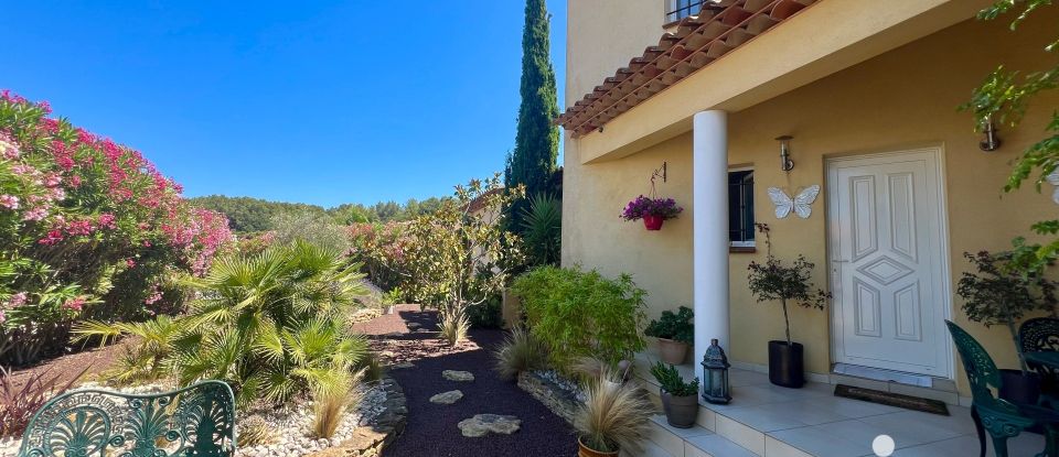 Maison traditionnelle 5 pièces de 159 m² à La Seyne-sur-Mer (83500)