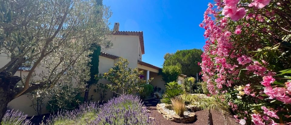 Maison traditionnelle 5 pièces de 159 m² à La Seyne-sur-Mer (83500)