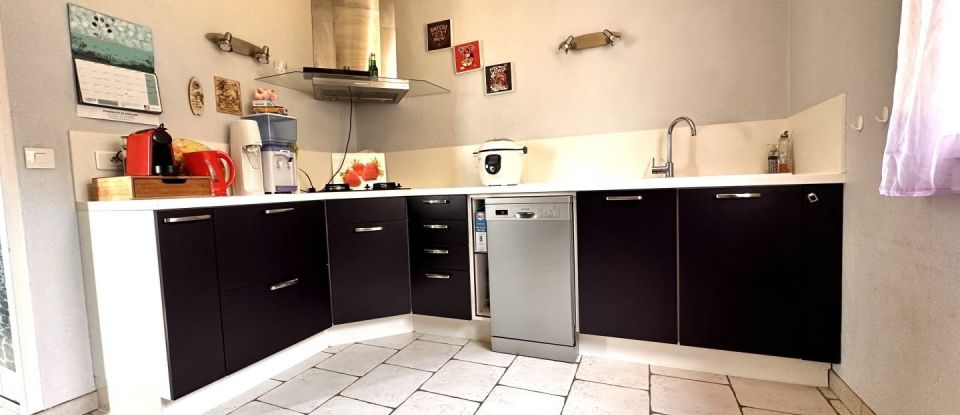 House 4 rooms of 80 m² in Montreuil-aux-Lions (02310)