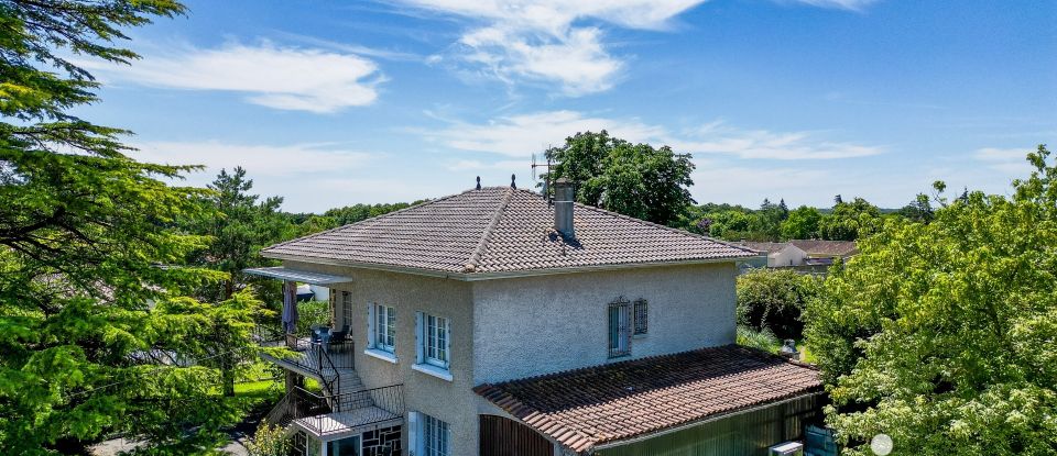 Maison 5 pièces de 104 m² à Fléac (16730)