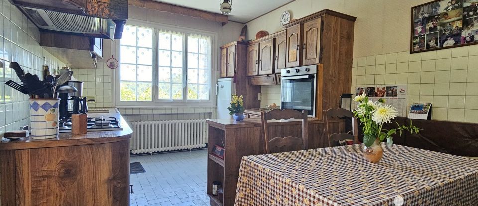 House 5 rooms of 104 m² in Fléac (16730)