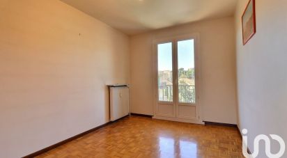 Apartment 3 rooms of 70 m² in Marseille (13011)