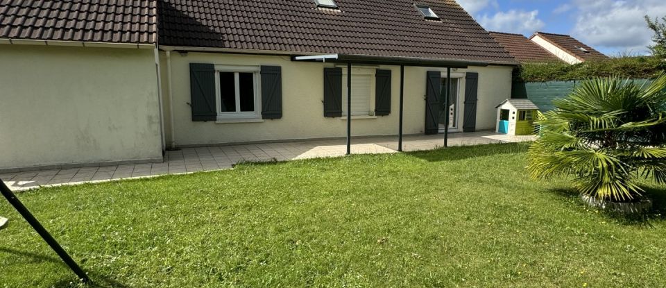 Maison traditionnelle 6 pièces de 116 m² à Saint-Denis-en-Val (45560)