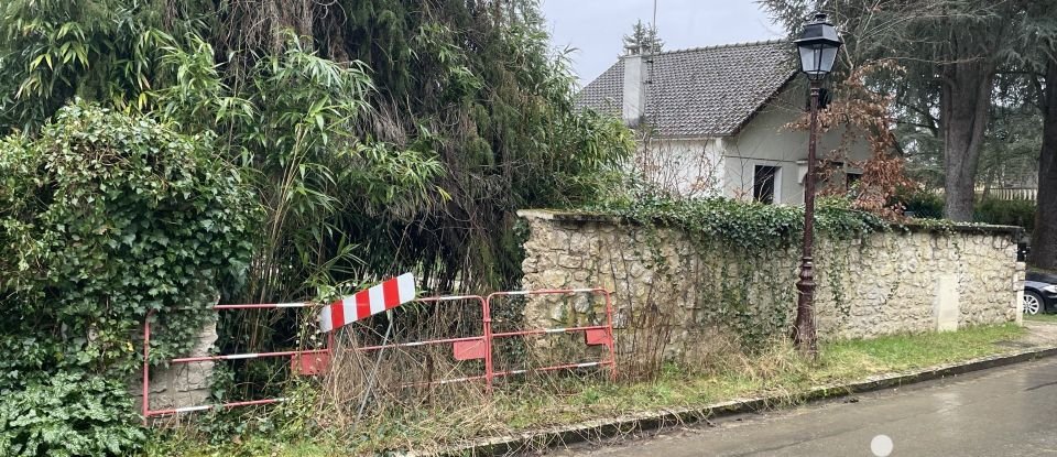 Terrain de 421 m² à Noisy-sur-École (77123)