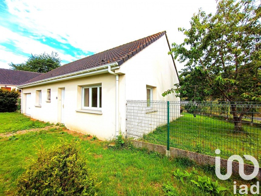 House 4 rooms of 70 m² in Auchel (62260)