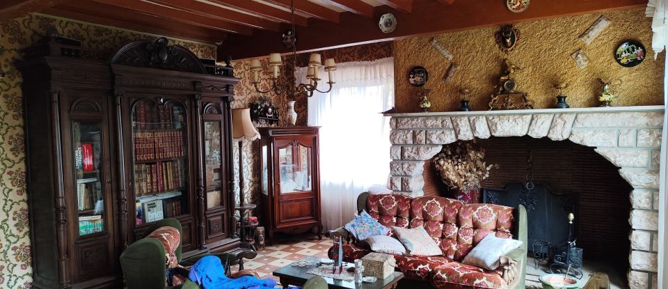 Traditional house 5 rooms of 166 m² in Tadousse-Ussau (64330)