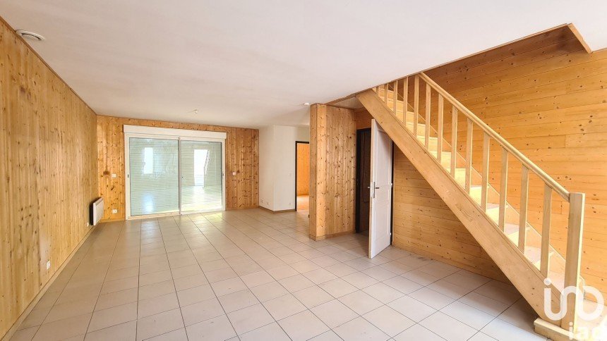 Maison 6 pièces de 129 m² à Rochefort (17300)