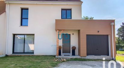 Maison 5 pièces de 93 m² à Fontenay-Trésigny (77610)